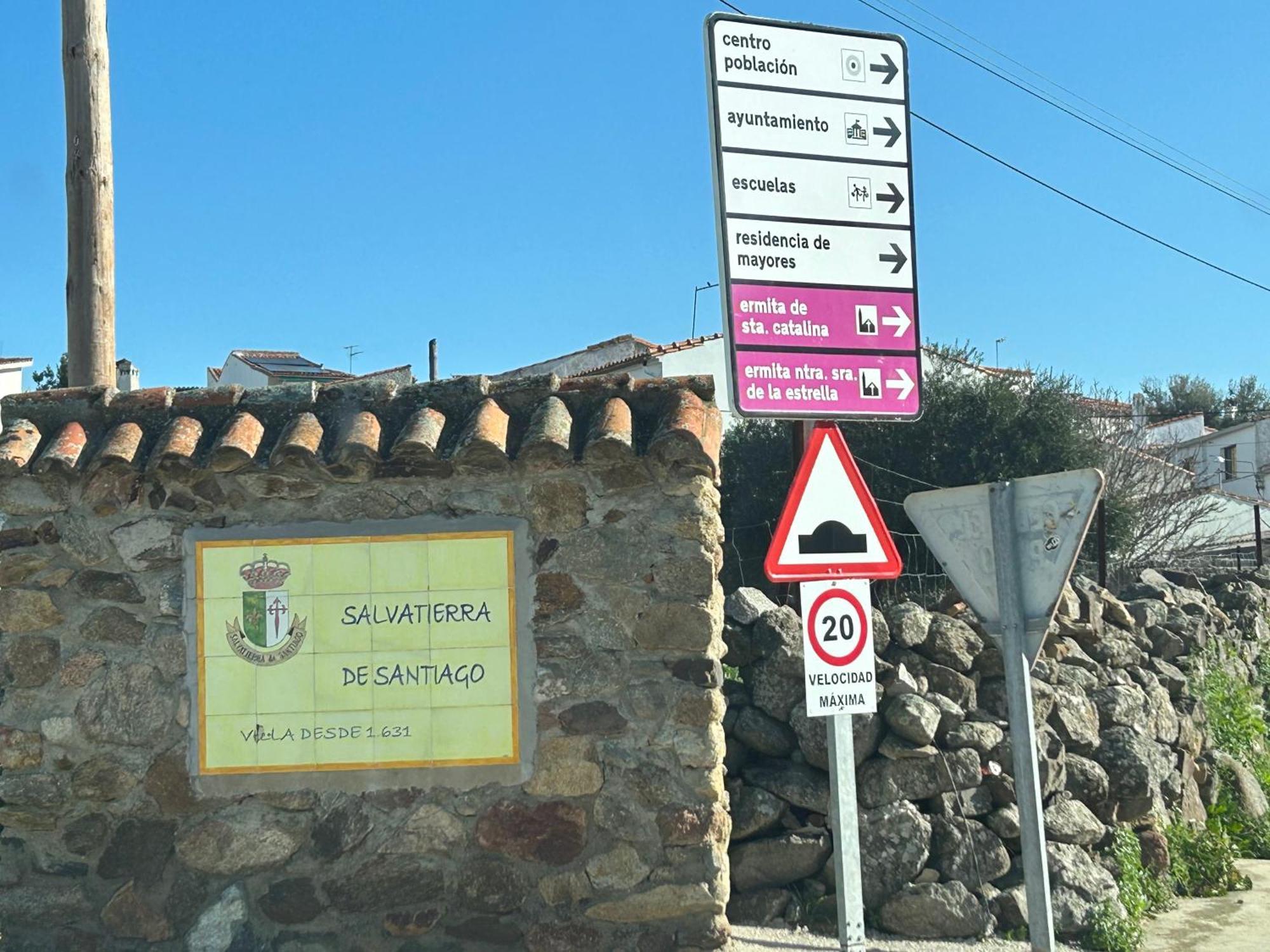 Casa Rural La Manzanilla Salvatierra de Santiago Eksteriør billede
